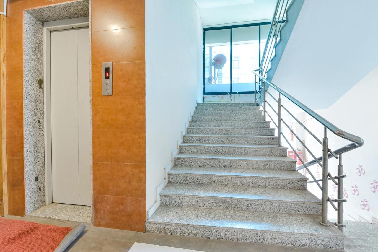 Naroda Fabhotel Apollo - Nr Odhav Ring Road מראה חיצוני תמונה