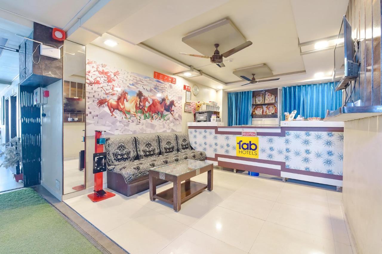 Naroda Fabhotel Apollo - Nr Odhav Ring Road מראה חיצוני תמונה
